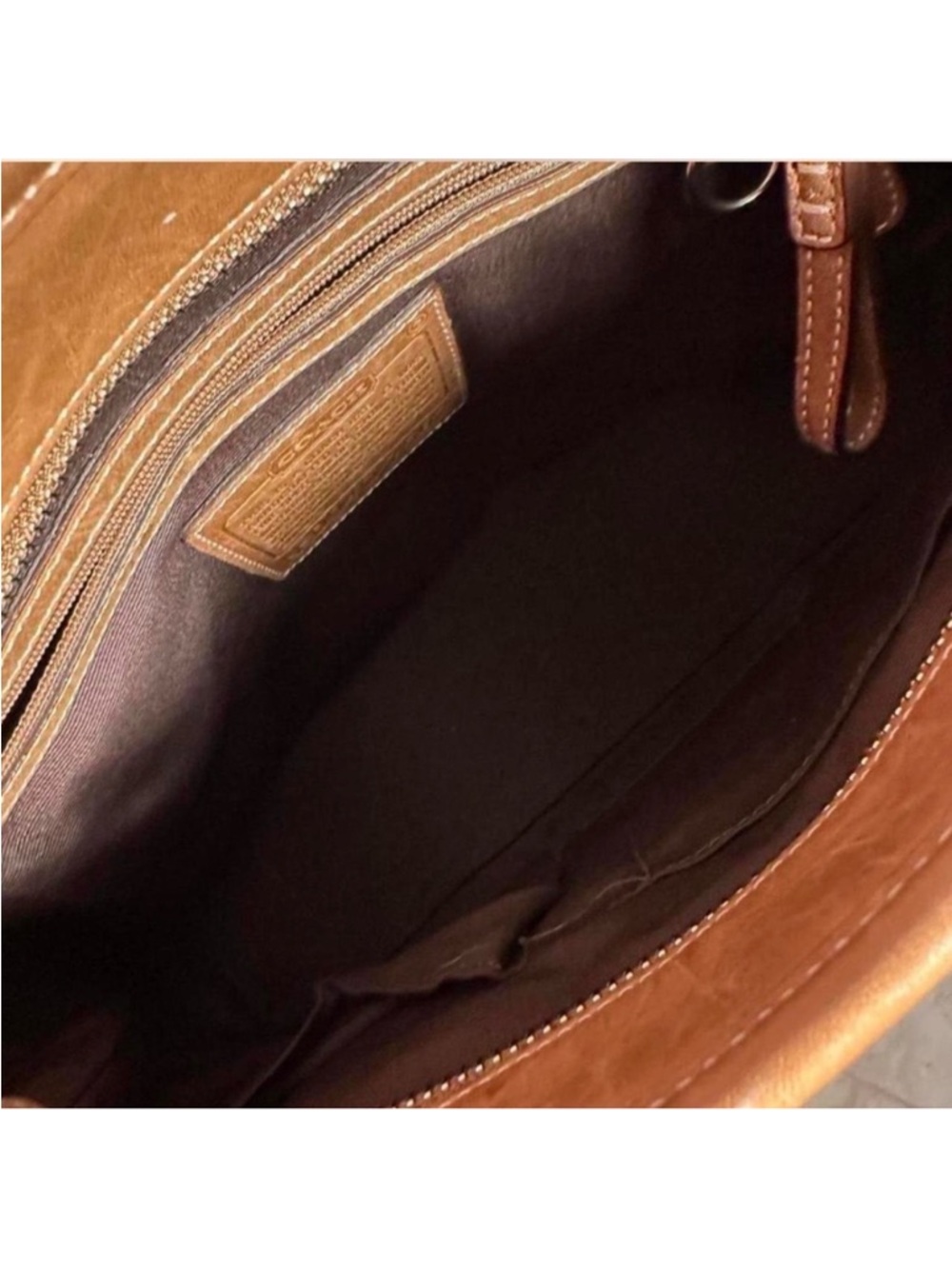 Coach Vintage (2004) Elegant Brown Leather Tote Bag - Picture 6 of 9